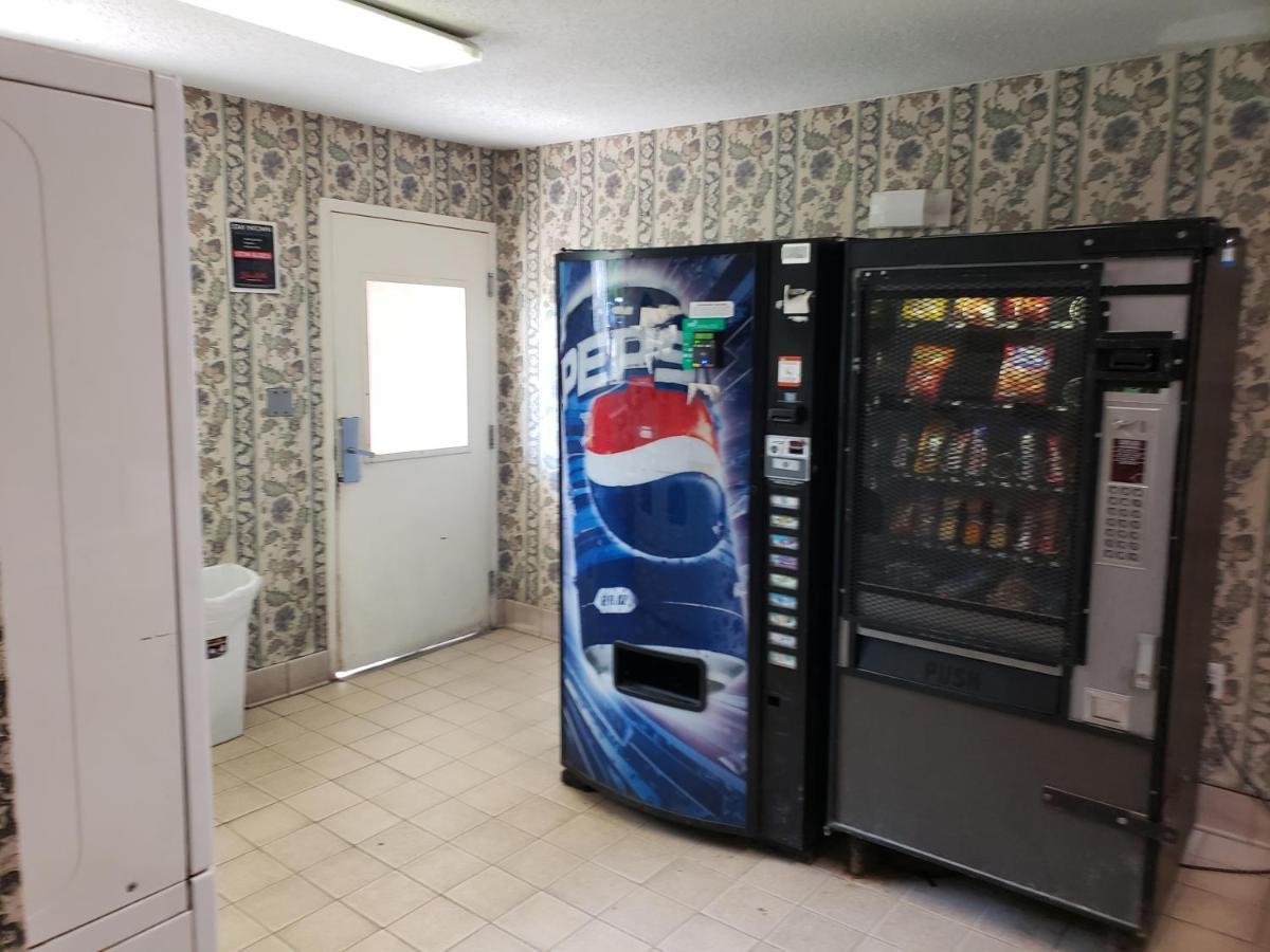 Intown Suites Extended Stay Macon Ga Esterno foto